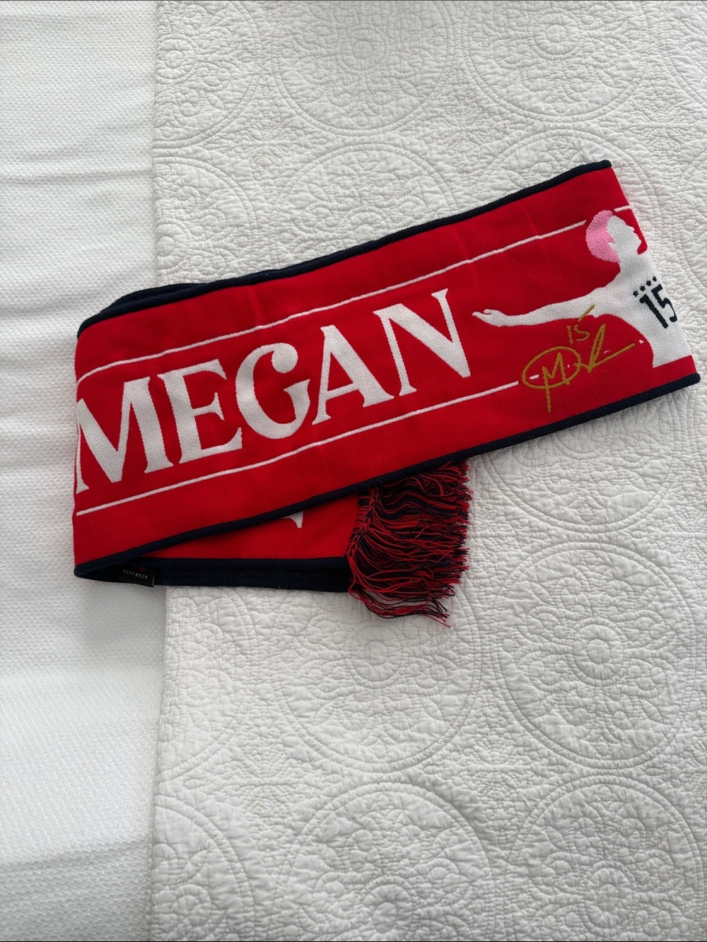 Megan Rapinoe ruff neck scarf